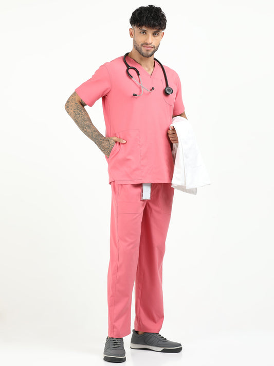 Discover the perfect men’s scrubs today – follow this guide and pick your ideal set!